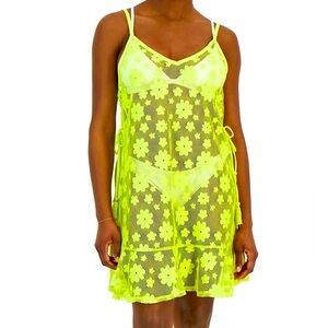MIKEN Women’s Lace side tie dress cover up - Size Small